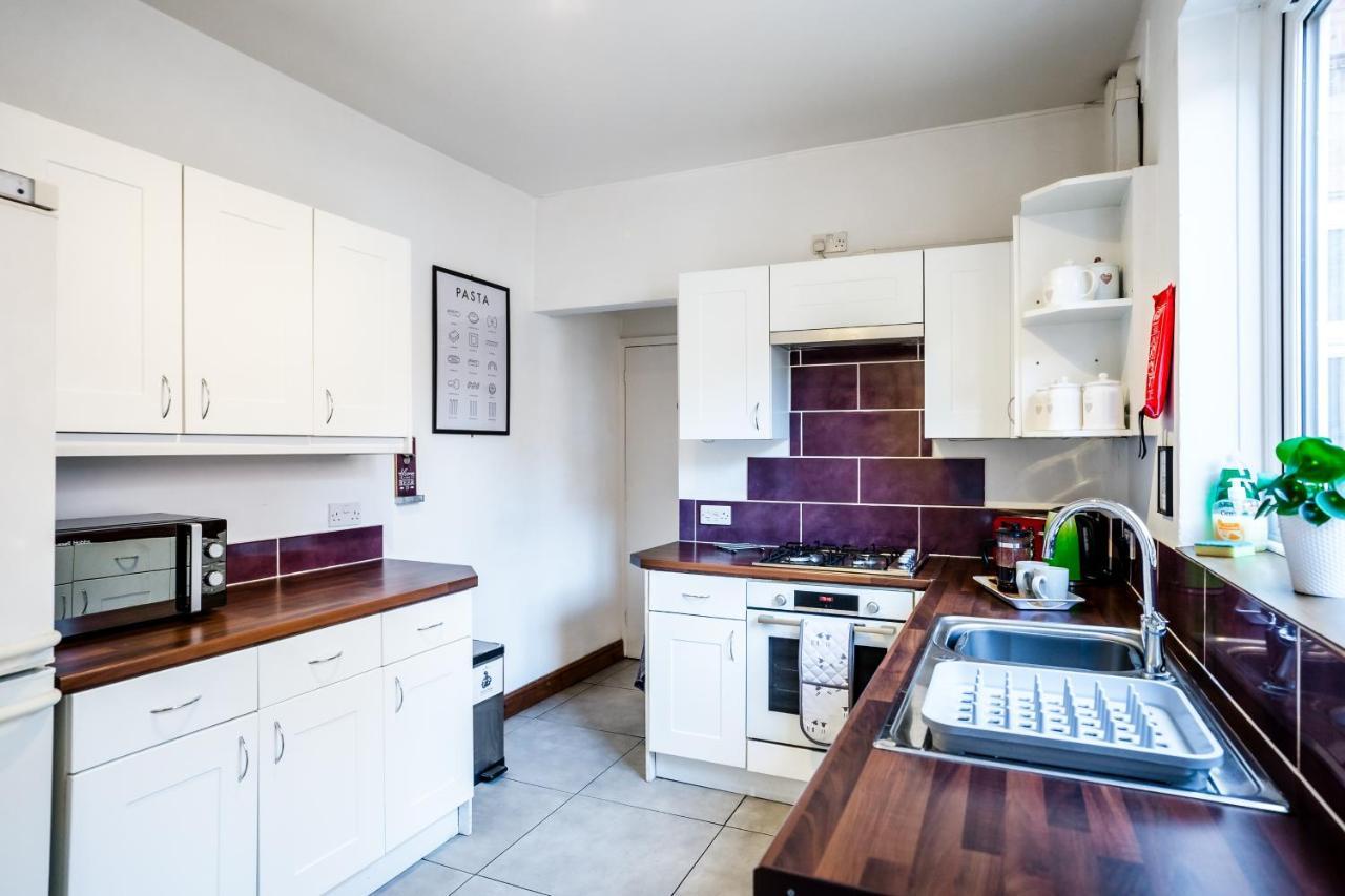 The Tigers Townhouse Apartment เลสเตอร์ ภายนอก รูปภาพ